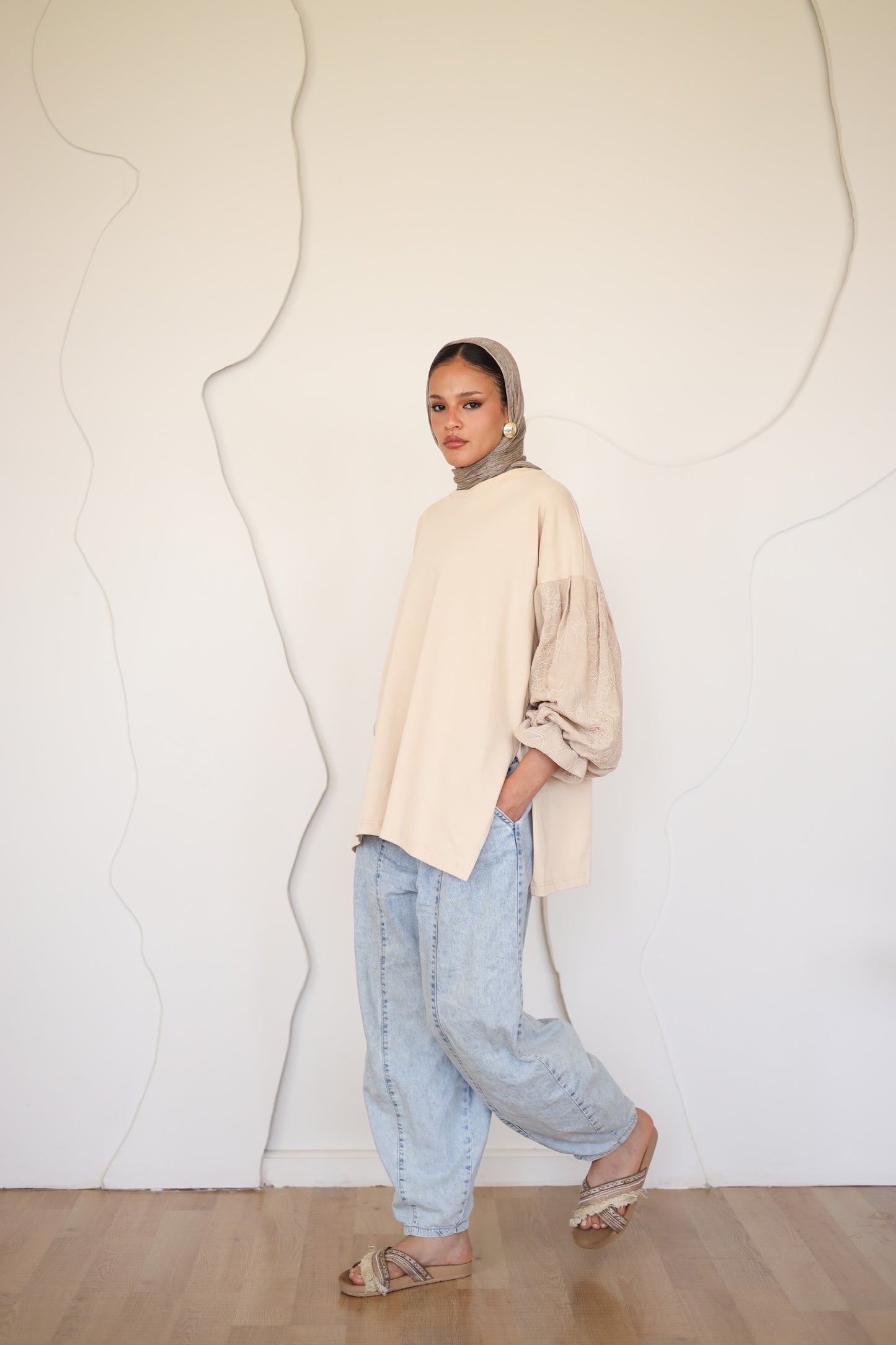 Guper Sleeves Shirt - BEIGE