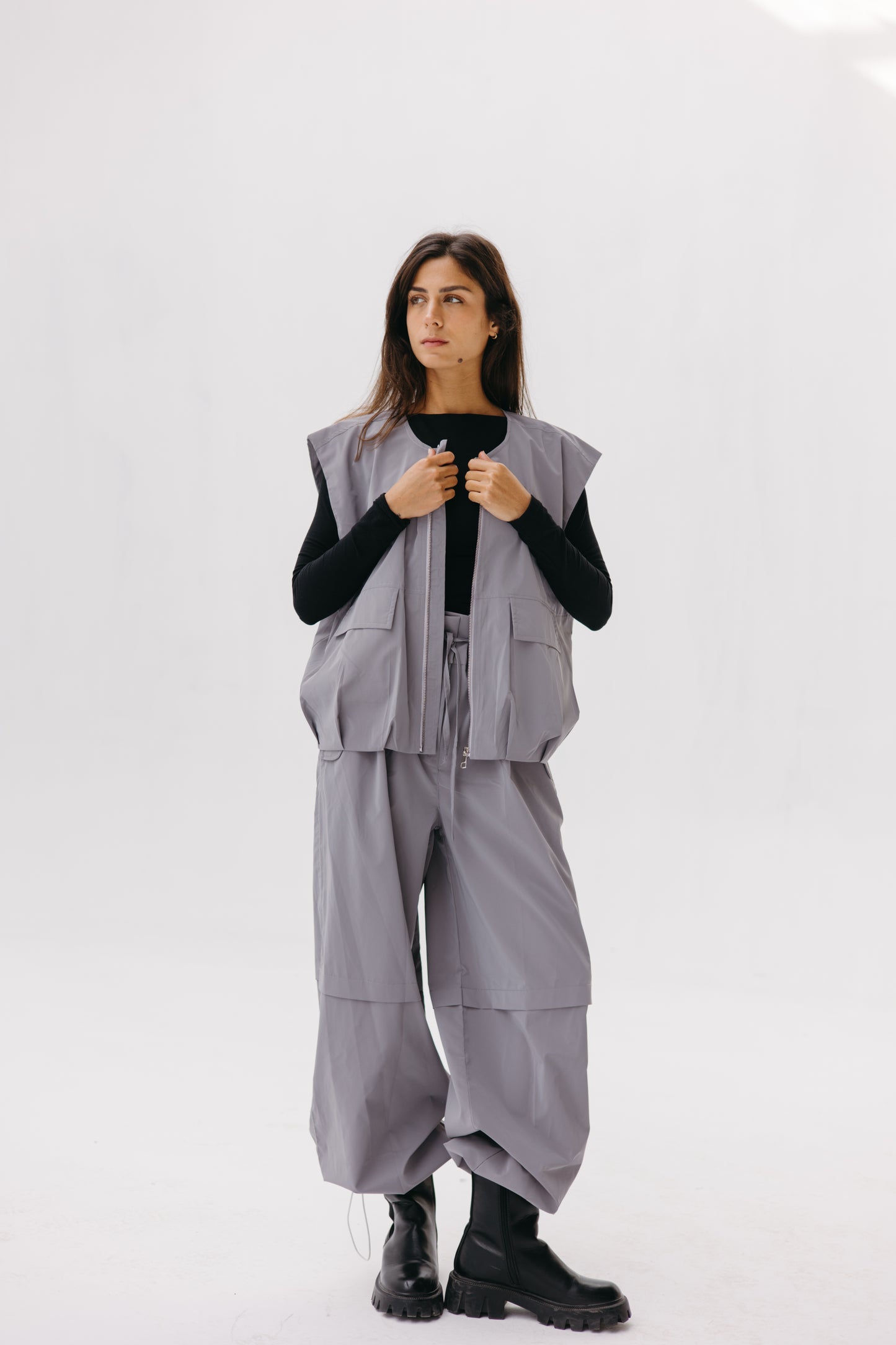 The Parachut Vest - Dark grey