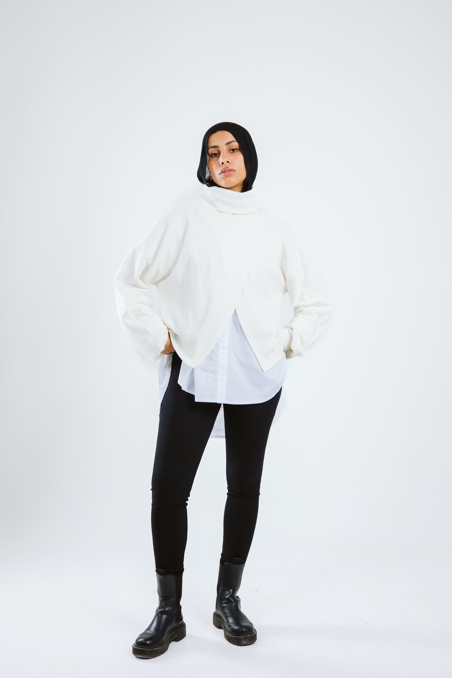 Turtle X Pullover - White