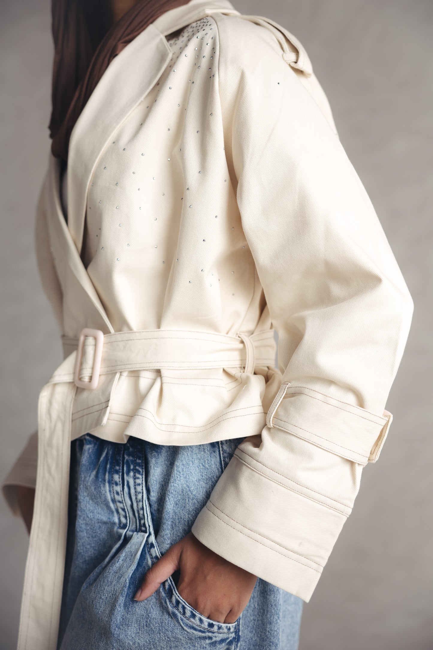 Studdes Cropped Jacket - BEIGE