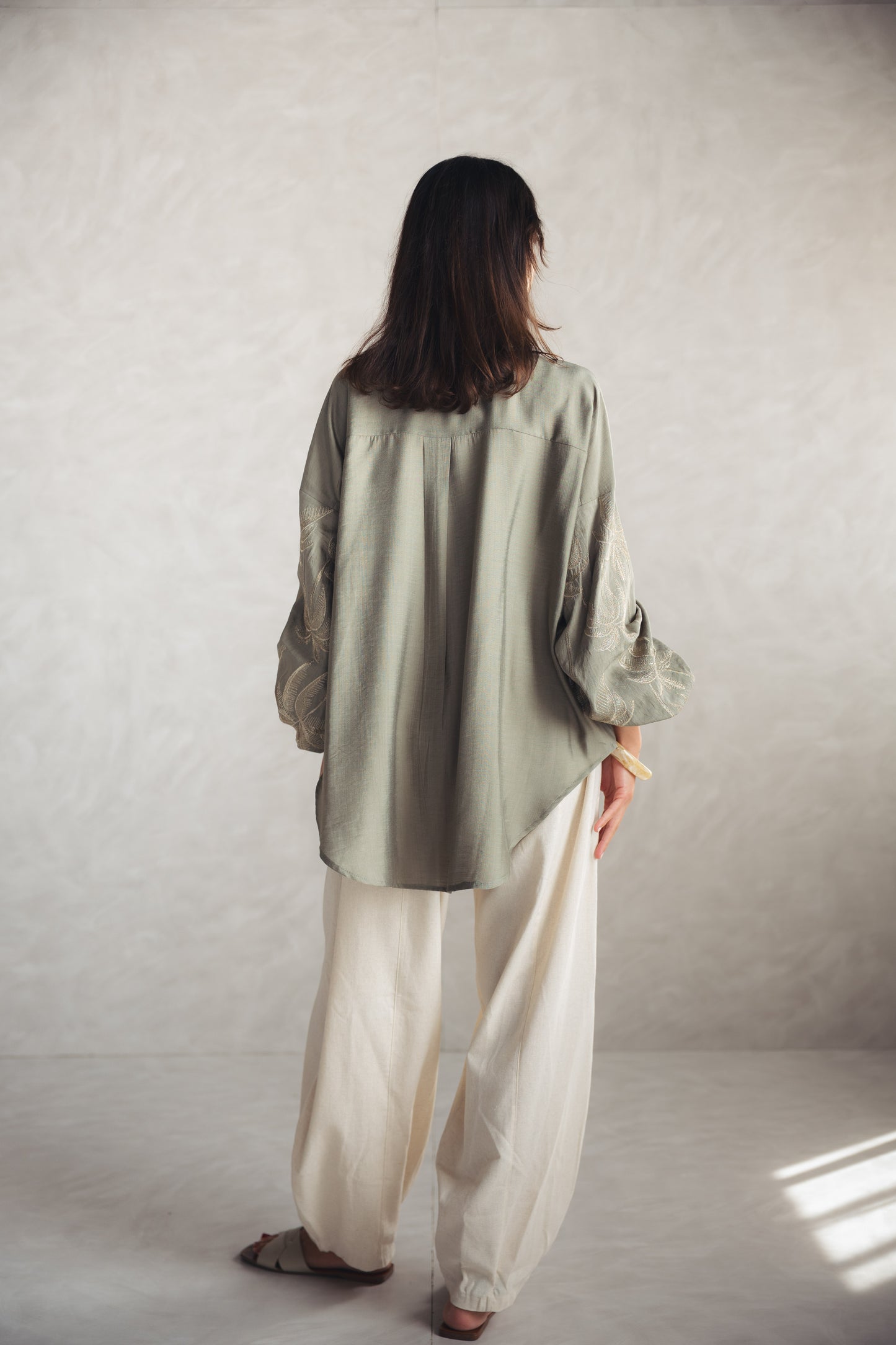 Tree Sleeves Linen shirt - Olive