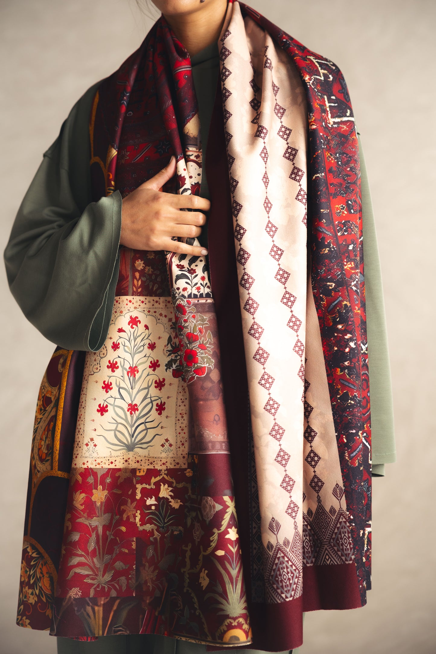 LAYALI SCARF