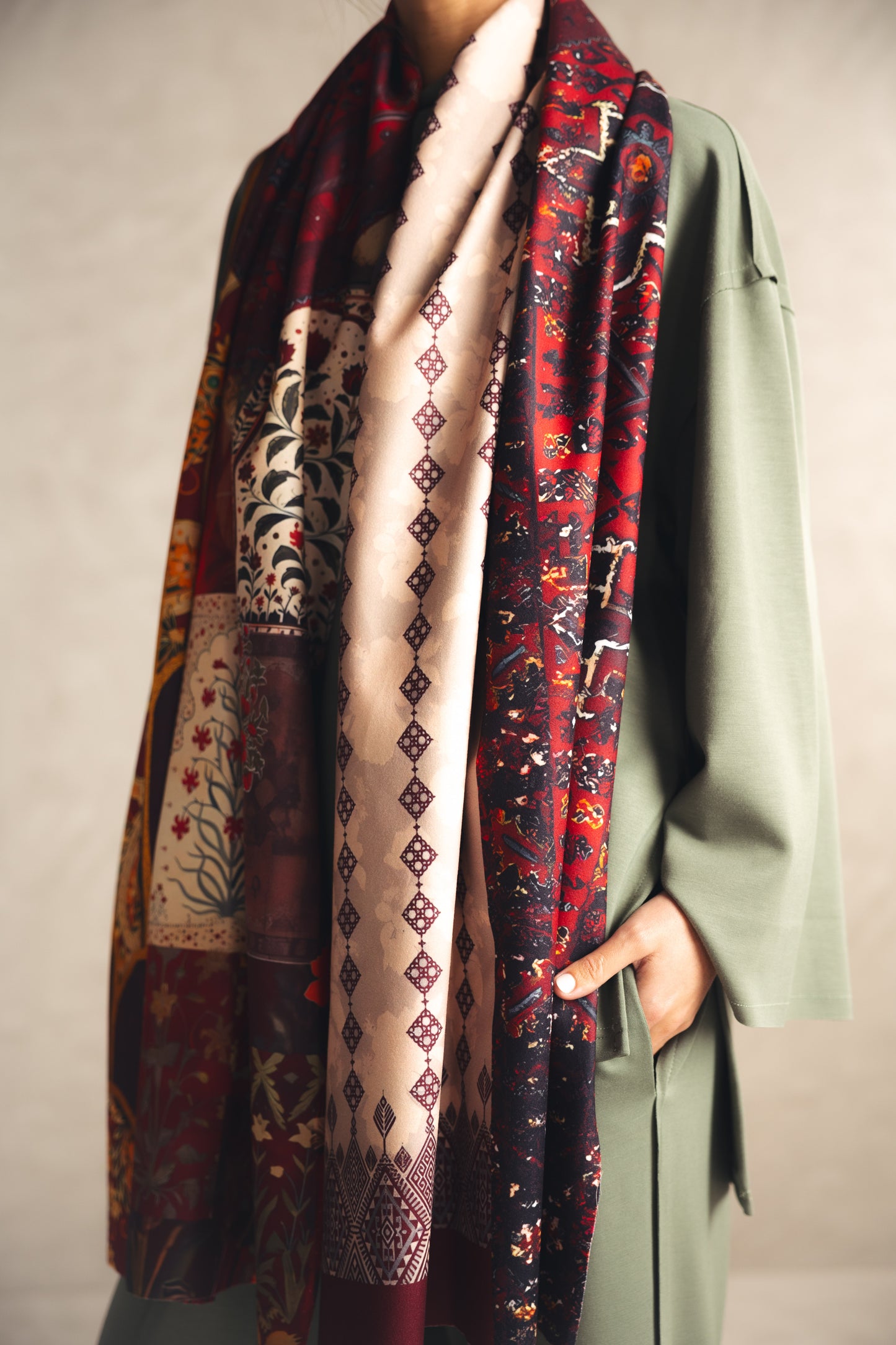 LAYALI SCARF