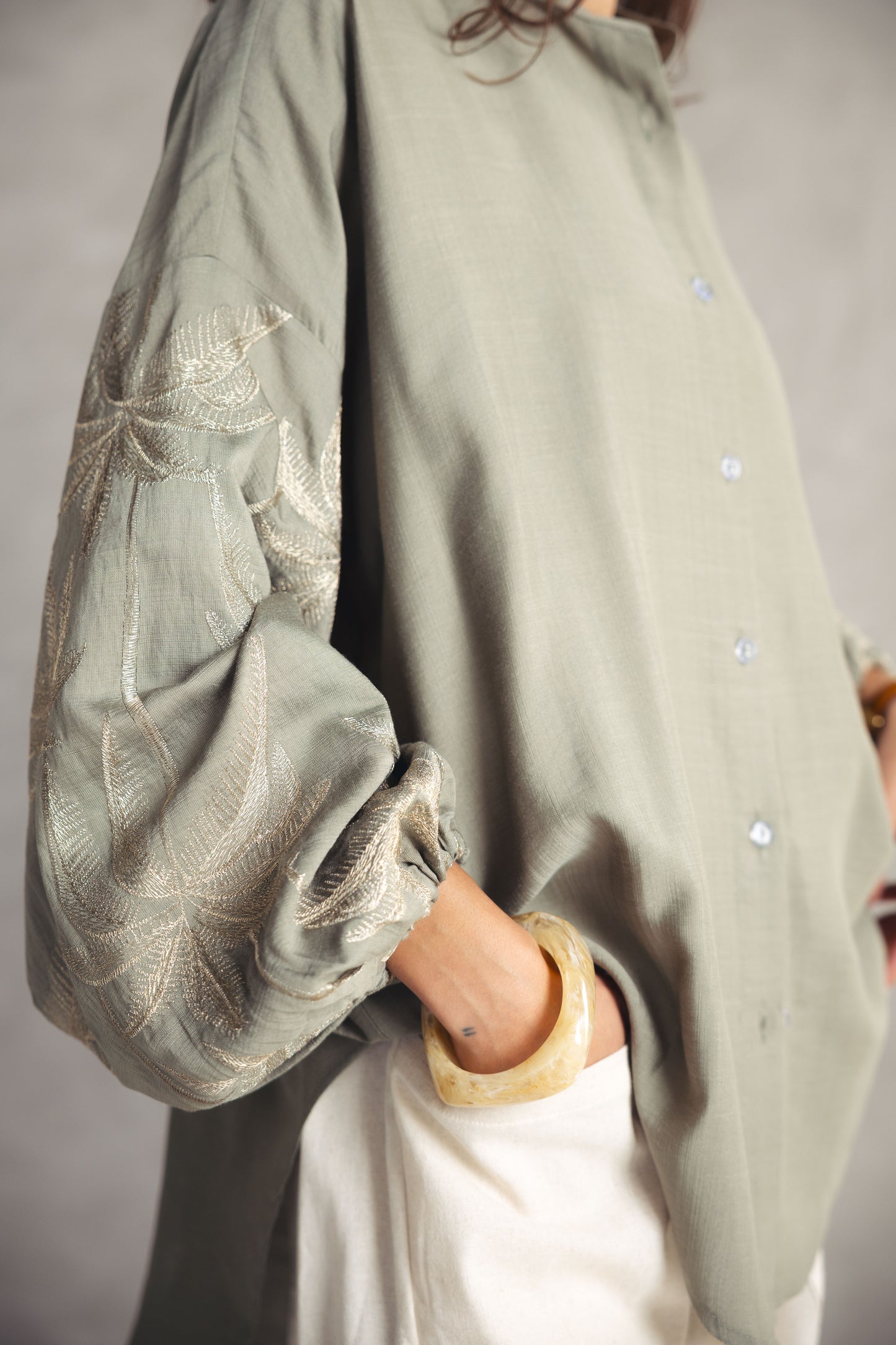 Tree Sleeves Linen shirt - Olive