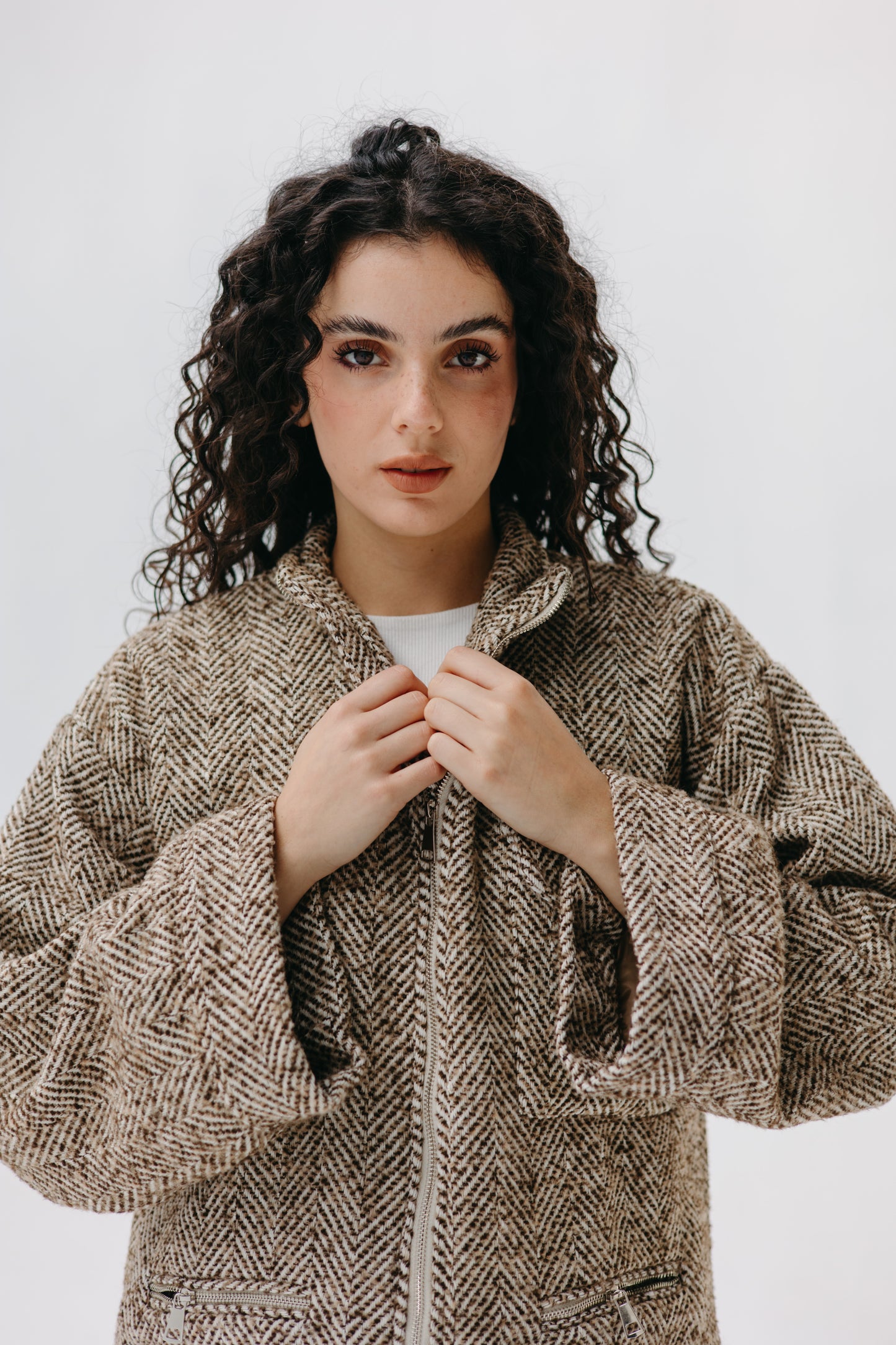 ZIPPER GOOKH JACKET - BROWN