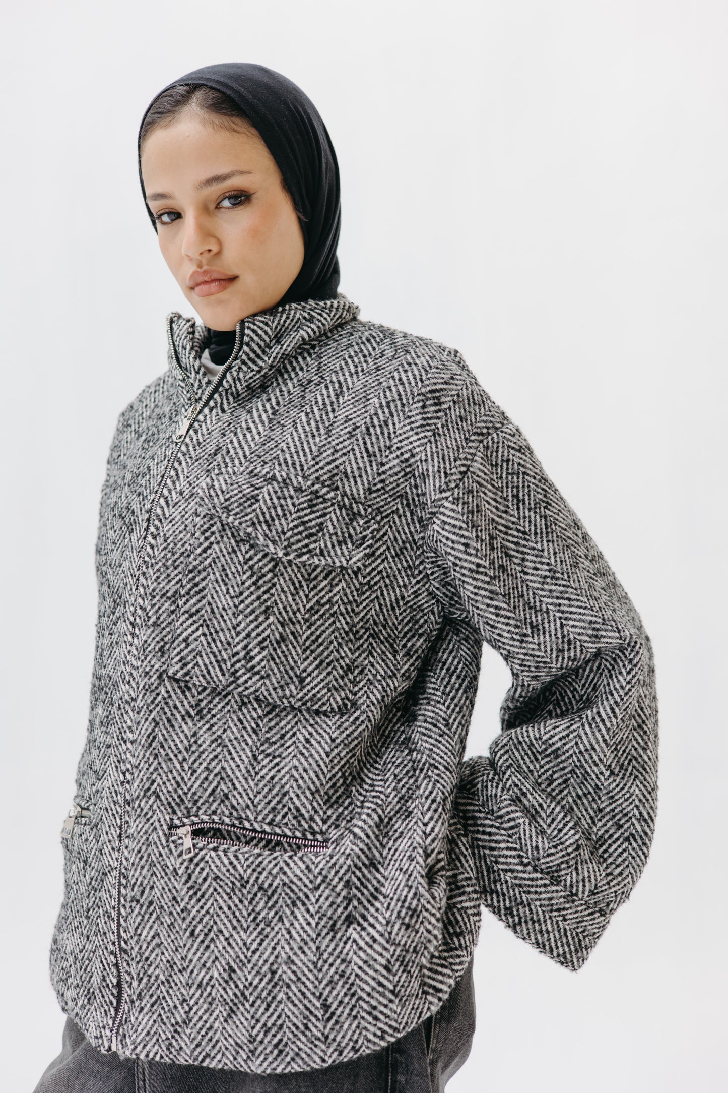 ZIPPER GOOKH JACKET -  BLACK