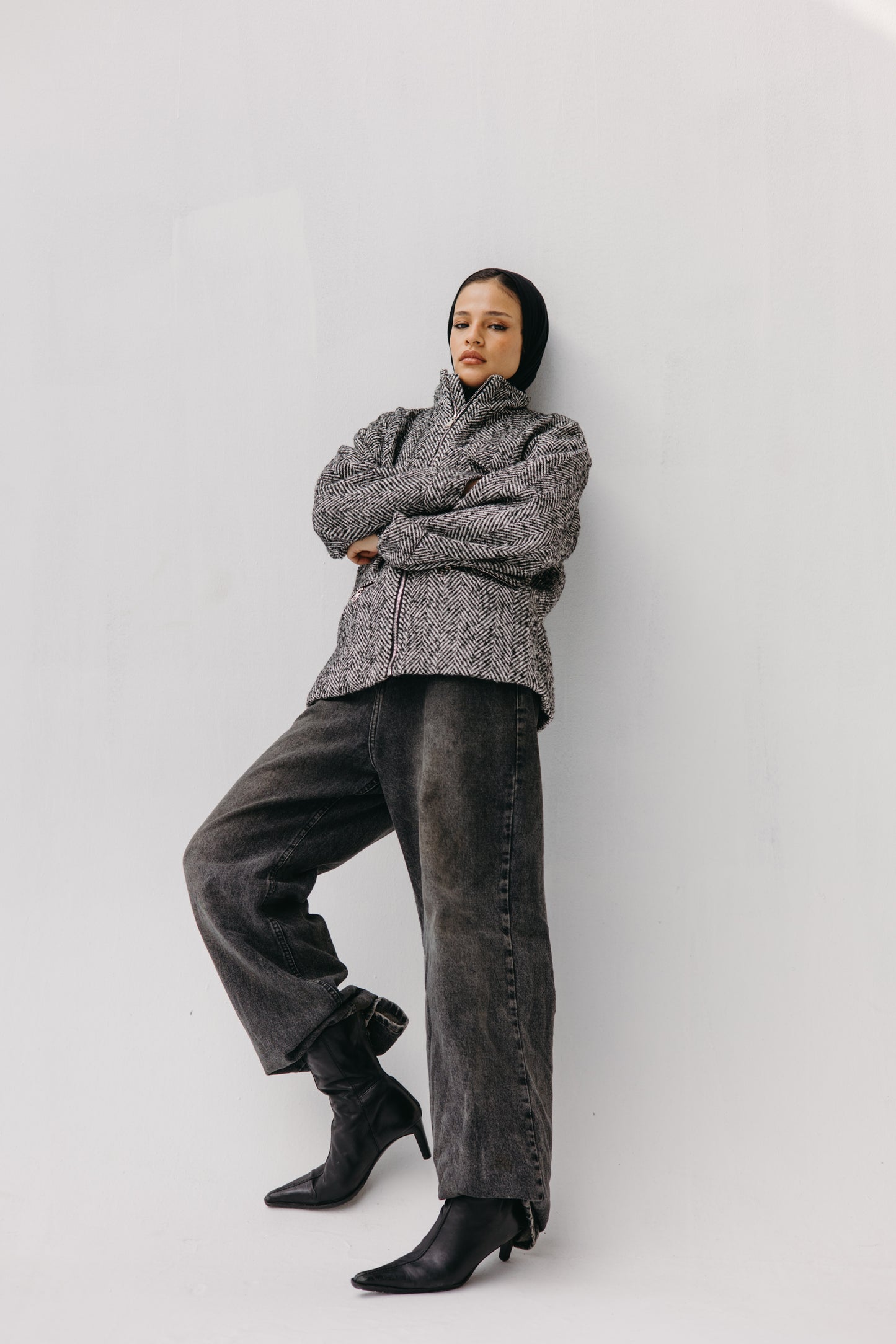 ZIPPER GOOKH JACKET -  BLACK