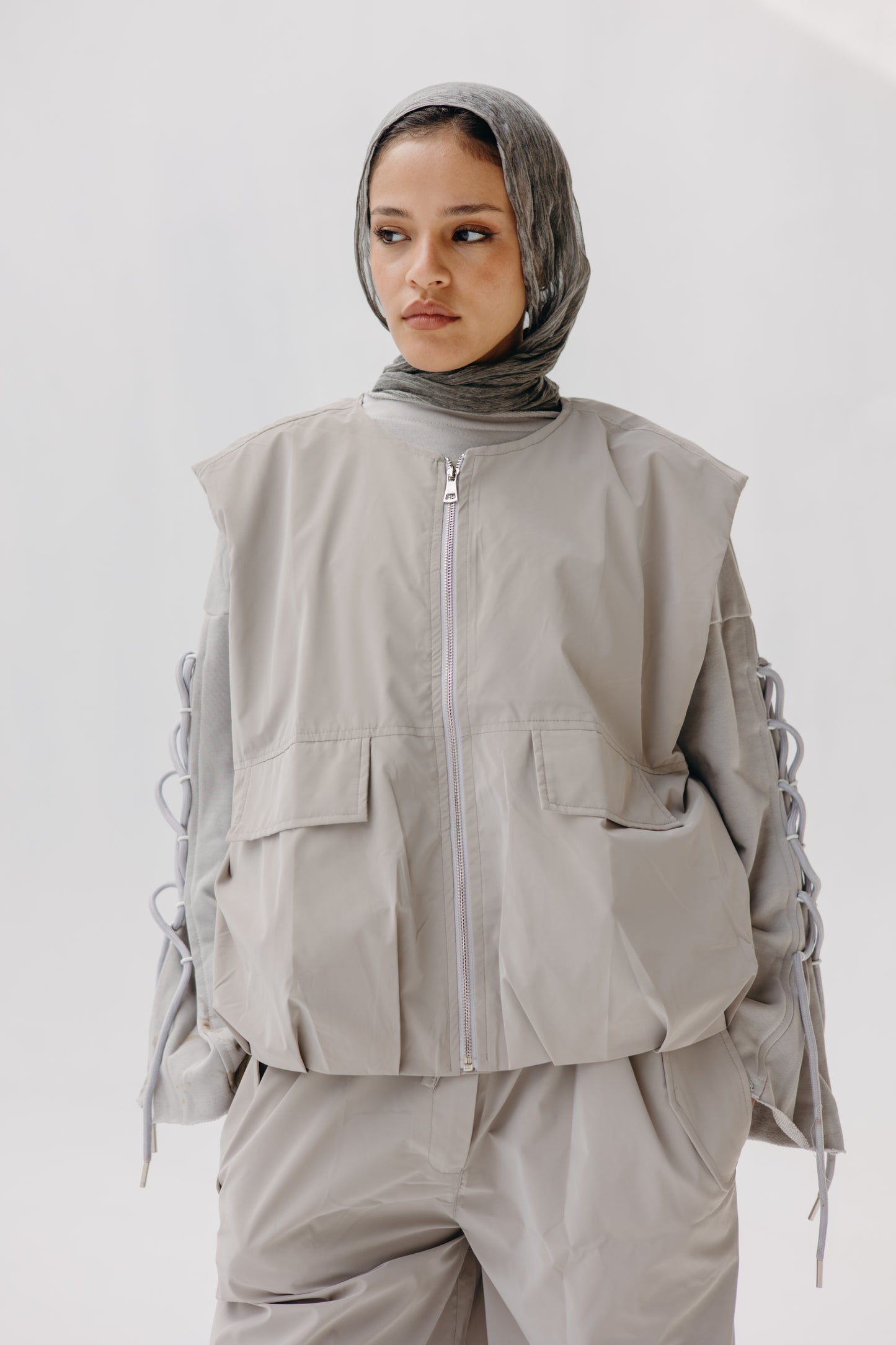 The Parachut Vest - GREY