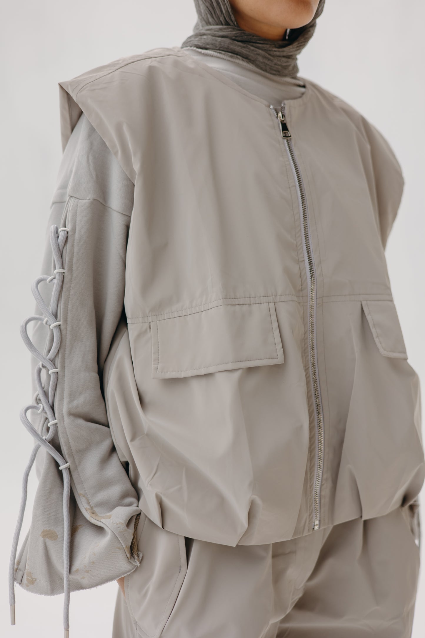 The Parachut Vest - GREY