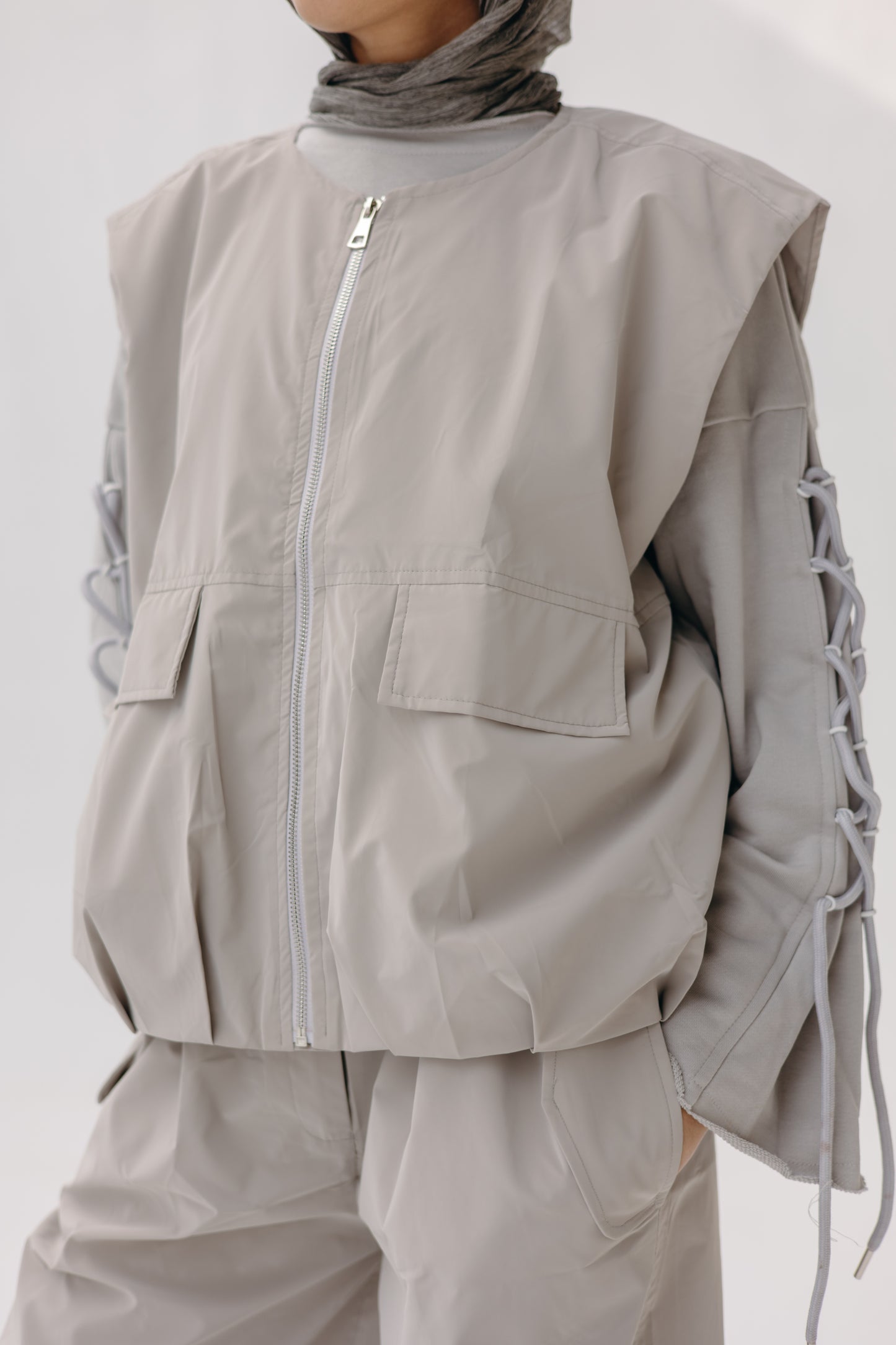 The Parachut Vest - GREY