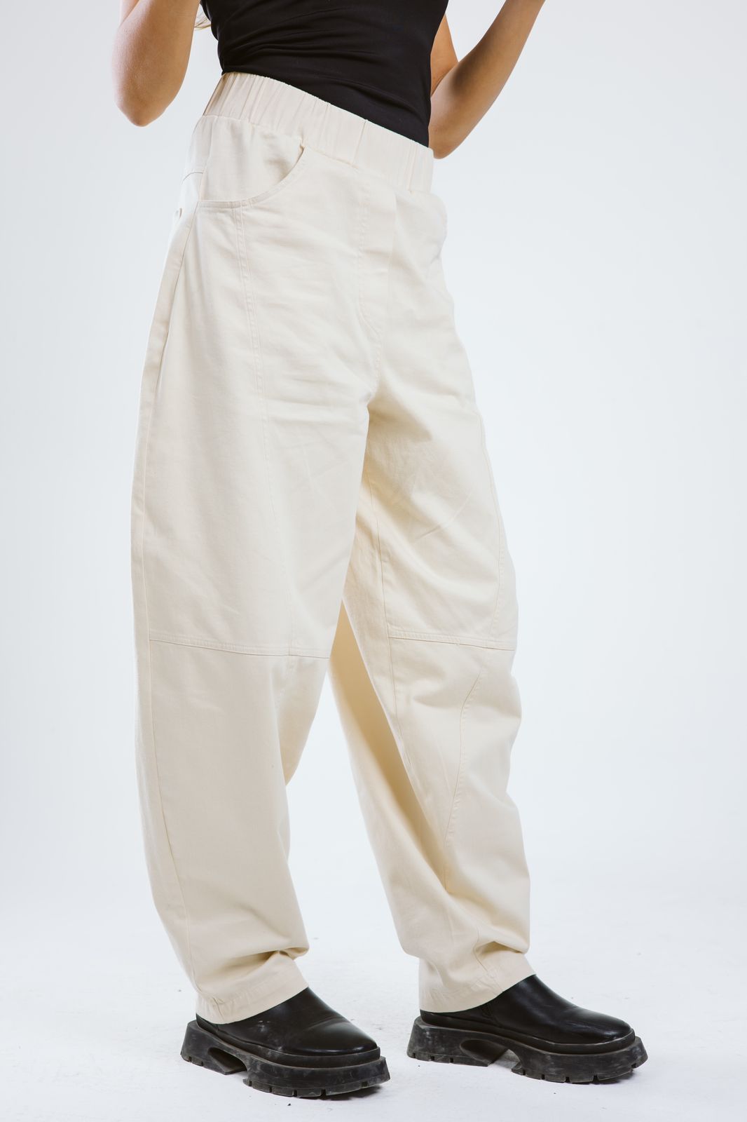 Autumn momfit PANTS - Beige